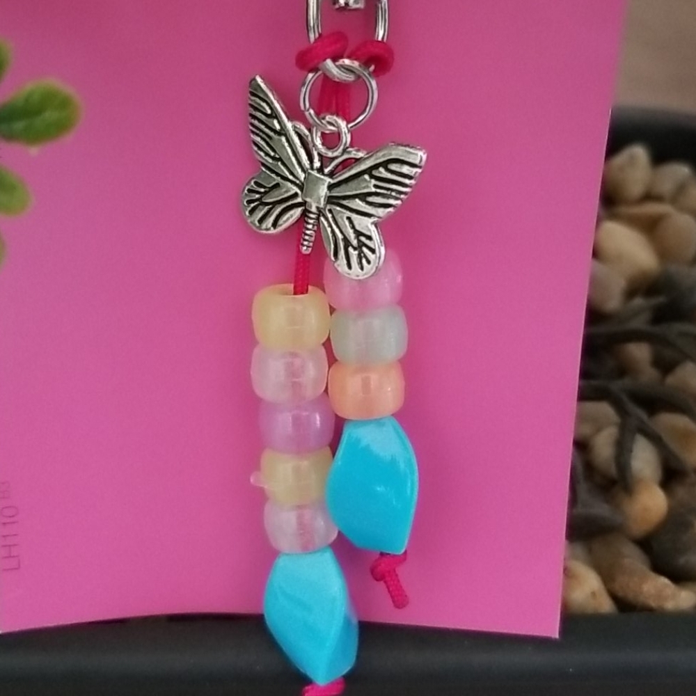 🗝 Handmade Bag Charm 🗝 - Picture 2 of 2